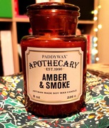 Świeca zapachowa Paddywax Apothecary Amber & Smoke