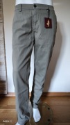 MCS ex Marlboro Classics zielone beżowe chino rozm 54 jak 38/32