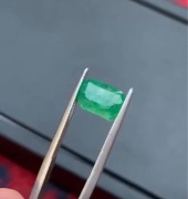 Szmaragd Swat 2 ct kolor 