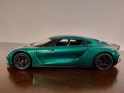 Model Koenigsegg Gemera 1:24, oświetlenie, dźwięk silnika, dobra jakość 