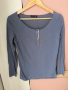 Niebieska bluzka z długim rękawem z guziczkami, Massimo Dutti - L