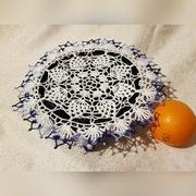 Koszyczek z falbanką.