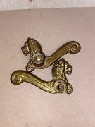 DO DRZWI STARE KLAMKI Z LWEM