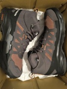 Trekkingowe Salomon 40 2/3 26cm nowe