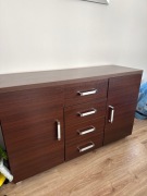 Komoda black red white brw wenge używana
