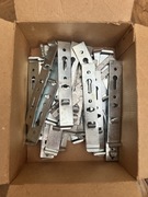 Kotwy okienne 36 sztuk.