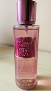 Różana perfumowana mgiełka Victoria’s Secret Petal Buzz spray do ciała
