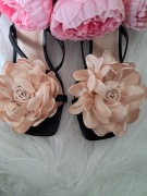 Klipsy kwiaty róże klamry do butów okazje wesele 