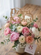 Topper na Dzień Kobiet do bukietu kwiatów