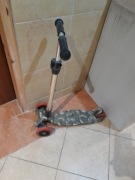 MOVINO GRAFFITI hulajnoga trójkołowa balansowa