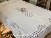 Obrus ręcznie haftowany, mereżka 180x140 cm