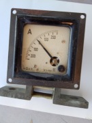 Amperomierz na prąd stały 250-0-250A  i bocznik