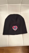 Czapka Moncler z serduszkiem