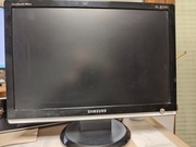 Monitor SAMSUNG, stan bardzo dobry + kabel przył. do prądu i do laptopa.