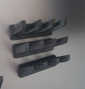 Wieszak na magazynki do broni krótkiej