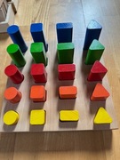 Drewniane klocki - układanka edukacyjna do nauki kształtów i kolorów