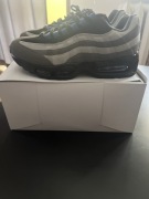 Buty sportowe meskie 40