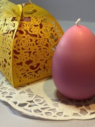   :Świeca wielkanocna w kształcie jajka – zapach tulipana     ,