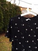 Bluzka/ T-shirt czary/black w stokrotki/ daisy