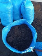 ziemia uniwersalna w ciężkich workach