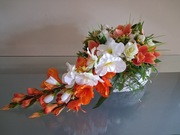 Kompozycja dekoracyjna. Storczyki , mieczyki. 