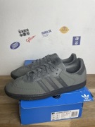 IH9993 adidas Originals Samba OG Grey Five Core Black 42 26.5 jak nowe