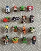 Super duży zestaw nowych 16 przypinek do Crocs, Jibbitz, Star Wars 