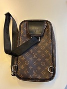 LOUIS VUITTON VINTAGE - MĘSKA TORBA NA RAMIĘ 