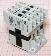 Stycznik 25A 220V 50Hz LAP12A101 SCHRACK [LS]