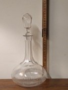 Karafka szklana, pękata, stare szkło, vintage