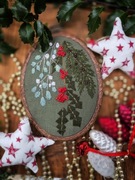 Haftowany świąteczny tamborek