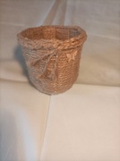 Kubek przyda się pleciony ze sznurka jutowego 