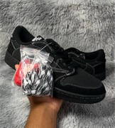 Nike jordan 1 retro low Travis Scott phantom