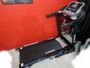 Składana Bieżnia Urbogym V650S z Wzniosem i Masażerem