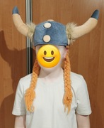 Czapka hełm Wiking Viking z warkoczami i rogami miękka kostium karnawałowy 