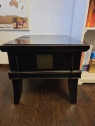 Stolik z szufladą drewniany Kamasutra VOX