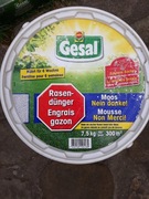 Środek na mech do trawników