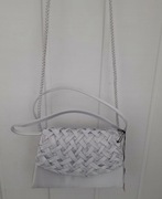 Torebka kopertowa mała atłasowa srebrnoszara nowa