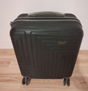 Średnia Walizka Ochnik Twarda ABS