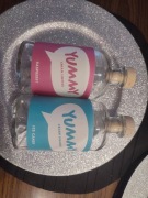 Dwie karafki szklane butelki 