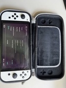 Nintendo Switch OLED biały + futerał