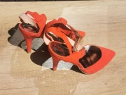 Szpilki czerwone 38 z paskami na piętę i kostkę