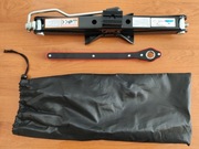 PODNOŚNIK SAMOCHODOWY TRAPEZOWY LEWAREK 2T NAKŁADKA GUMA + KLUCZ GRZECHOTKA