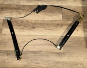 Audi A4 B9 15-19 Podnośnik szyby przedni lewy 8W0837461