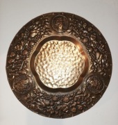 Stary metalowy ozdoby Talerz-Taca - metaloplastyka - miedź.