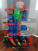 Hot Wheel city garaż T Rexa