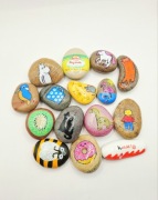 Ręcznie malowane kamienie kamyczki kotki kiwi jednorożec muminki lego