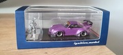 Ignition Model Porsche 993 RWB fioletowy z figurką 