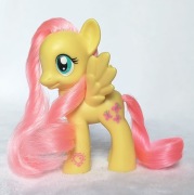 My Little Pony G4 kucyk do czesania figurka Fluttershy pegaz basic 