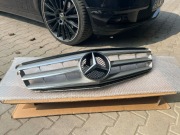 Grill Mercedes w204 oryginalny 